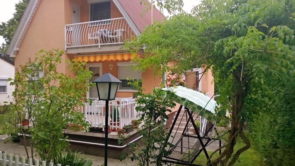 Dora Apartmanhaz Залакарос Екстериор снимка